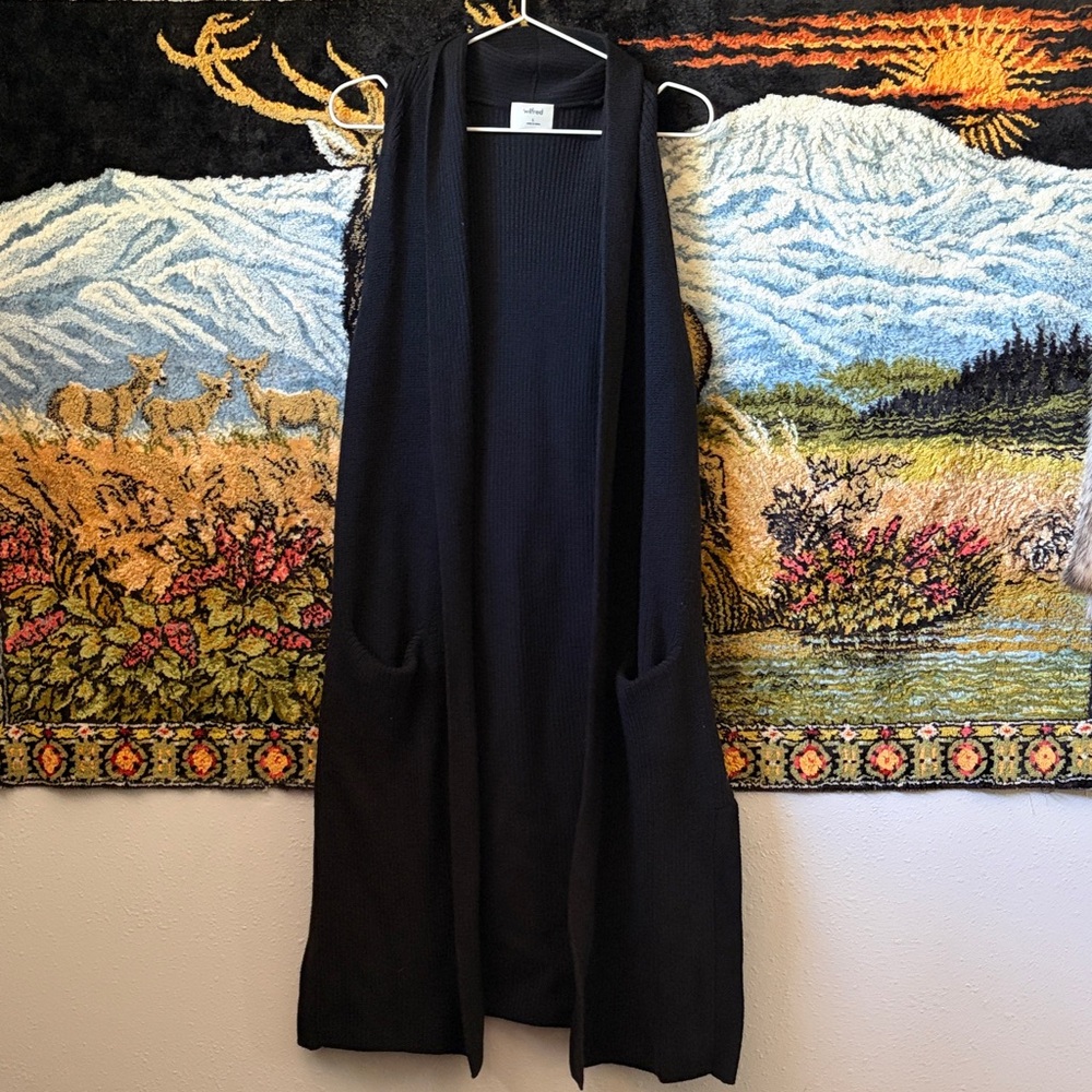 Wilfred Black Ribbed Sleeveless Cardigan